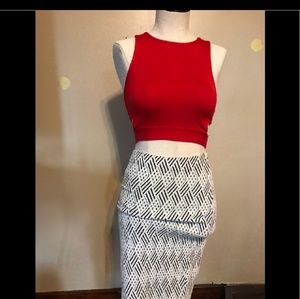 Crop top and skirt 😍